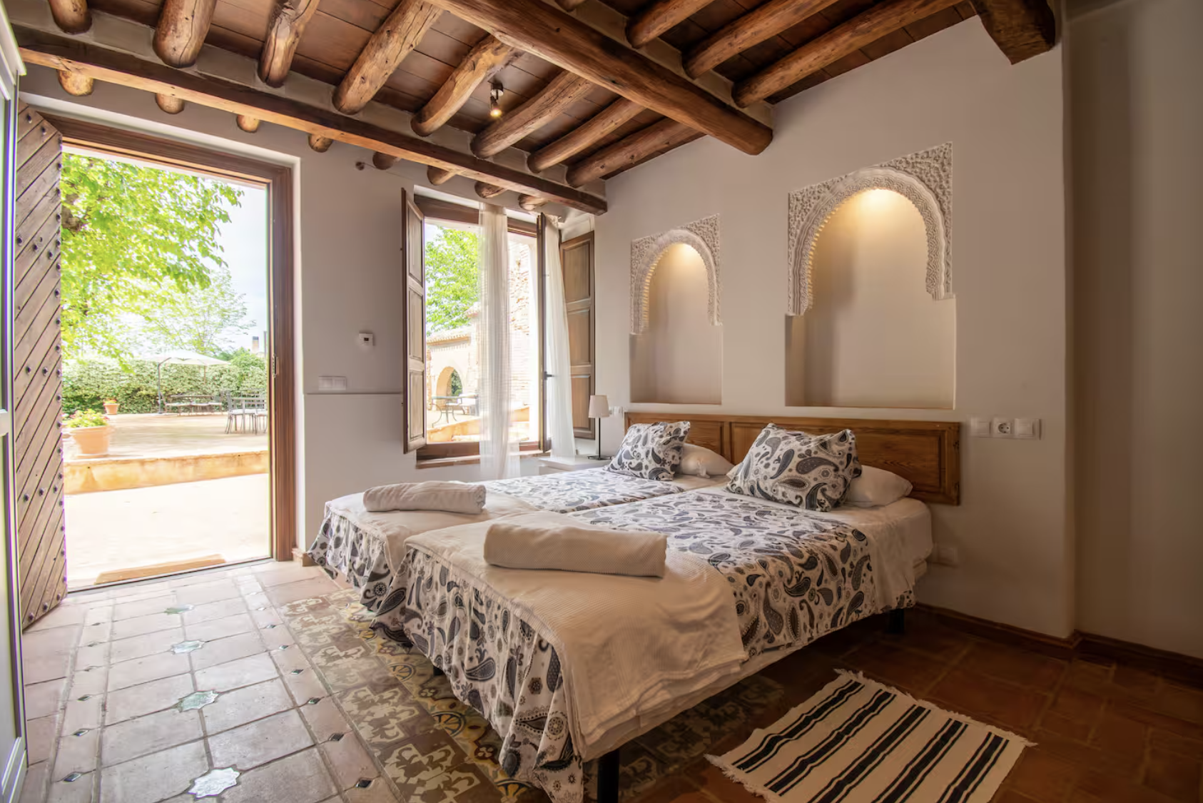 Shared-Room-1-Granada-Villa