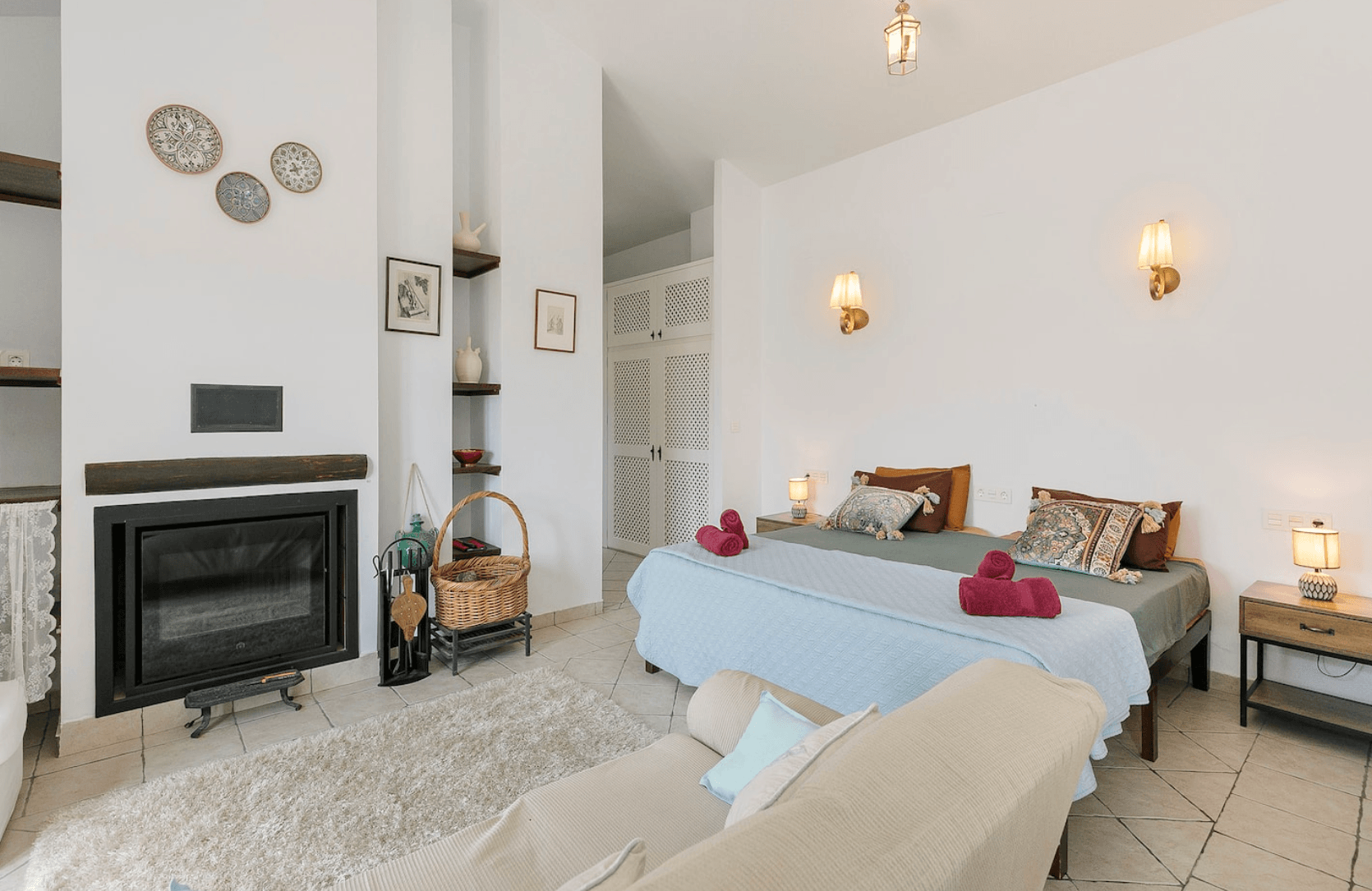 Premium Twin Bedroom Ensuite Bathroom, Sitting Area and Terrace